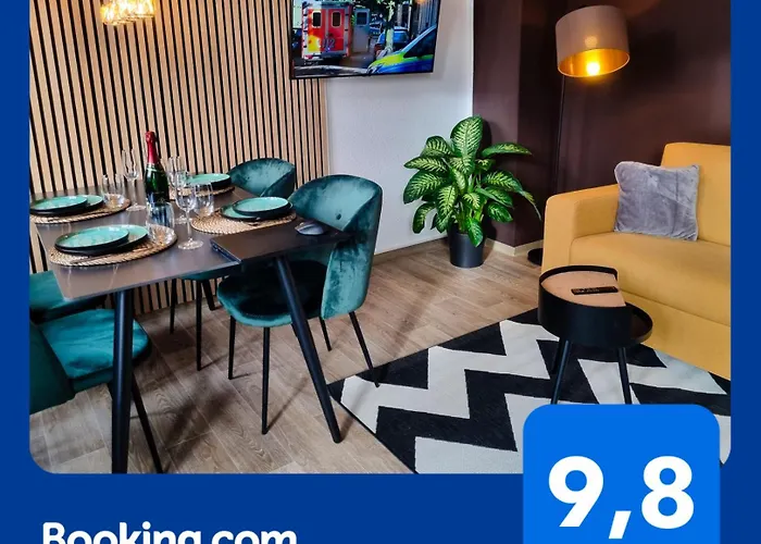 Maremar - Design Maisonette Altstadt - 4 Pers - 57Qm - Luxus Boxspringbett - Kueche - Arbeitsplatz - Privater Parkplatz